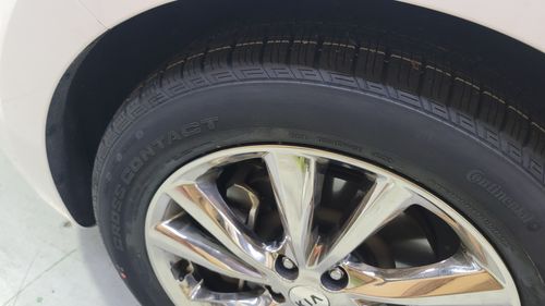 콘티넨탈 ContiCrossContact™ LX Sport | 235/55R19 | 타이어픽